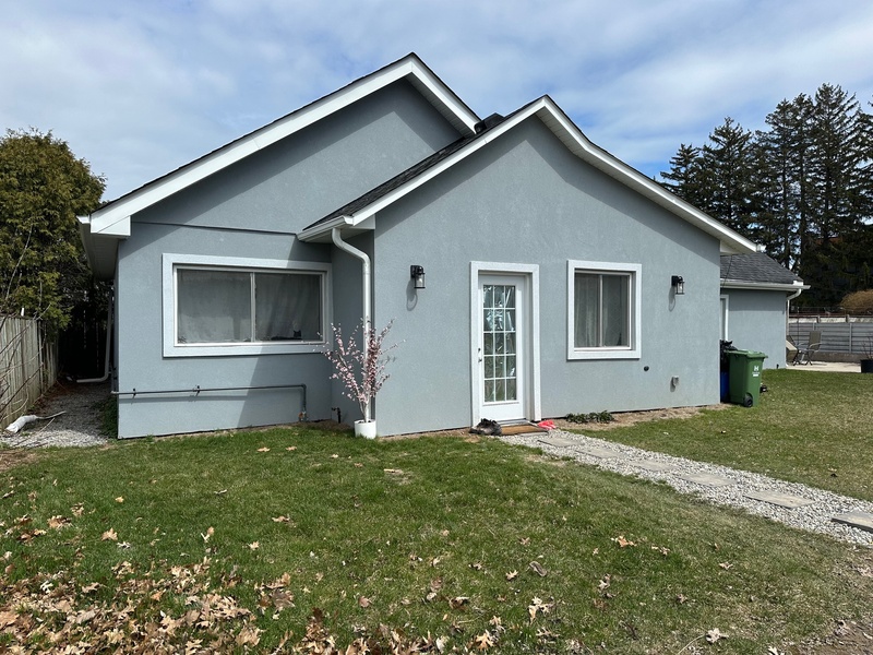 INVESTMENT OPPORTUNITY IN 3 UNIT MULTI-PLEX!